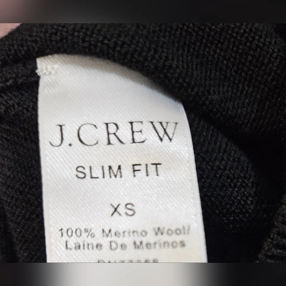 NWT J.Crew Slim Fit V Neck Sweater - Picture 4 of 5